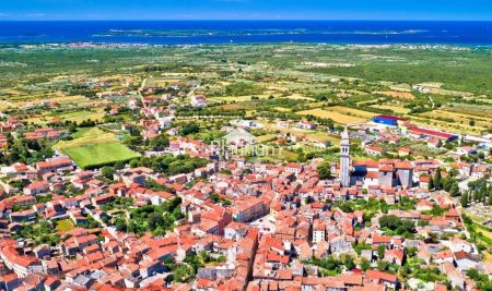 VODNJAN, građevinsko 3000m2, top lokacija