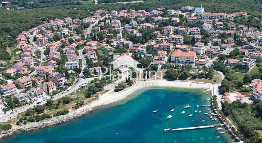 PULA PEJČANA UVALA TERRENO 1004m2