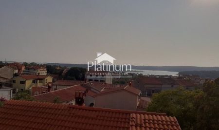 KUĆA U CENTRU MEDULINA, 190m2
