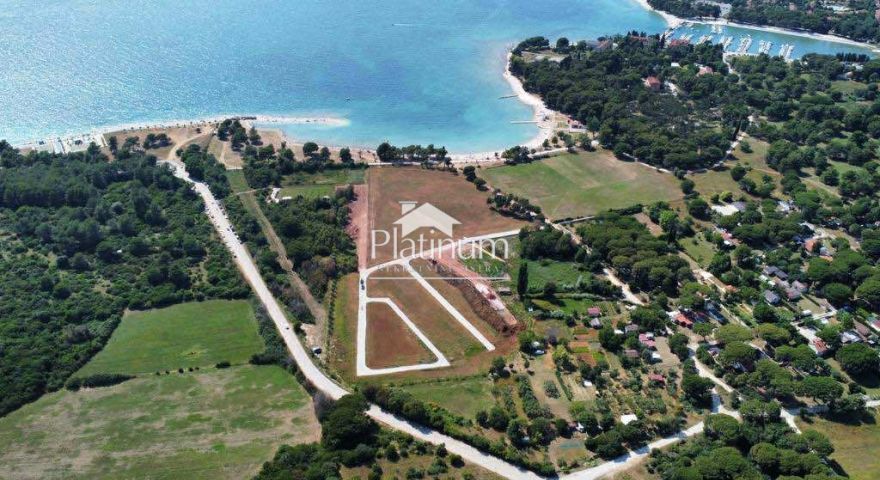 Istra,Fažana poljoprivredno zemljište 50 m od plaže