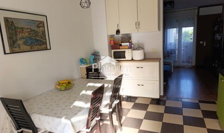 Pula, stanovanje 69 m2, dvigalo