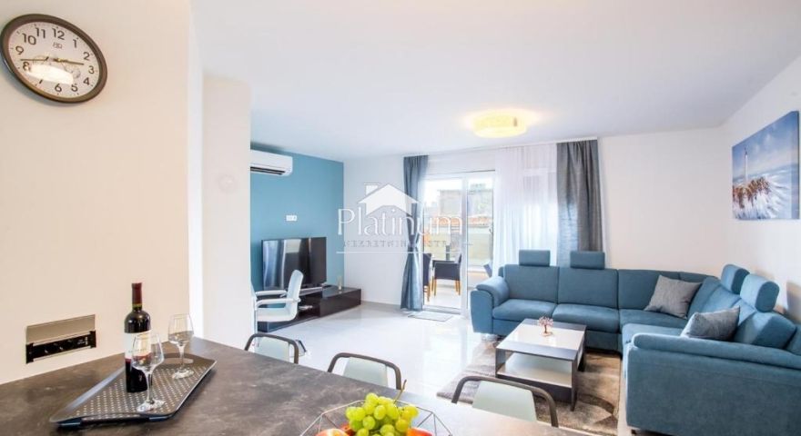 Pola, appartamento 55 m2, ascensore, parcheggio Pola, appartamento 55 m2, ascensore, parcheggio