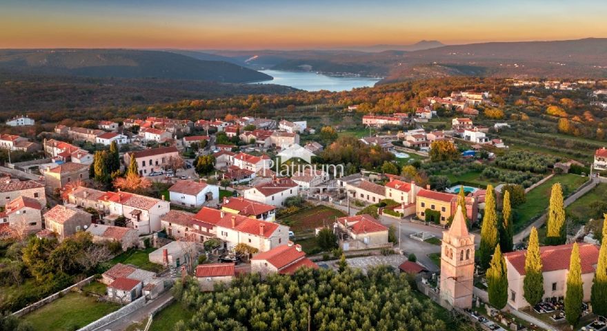 Istra,Marčana prekrasna kuća za investiciju Istra,Marčana prekrasna kuća za investiciju
