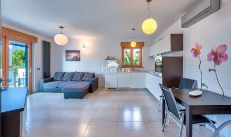 Istria, Medulin, beautiful two-room apartment with outdoor and garage parking