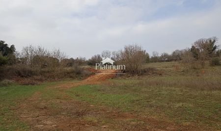 Istra,Šišan poljoprivredno zemljište 543 m2