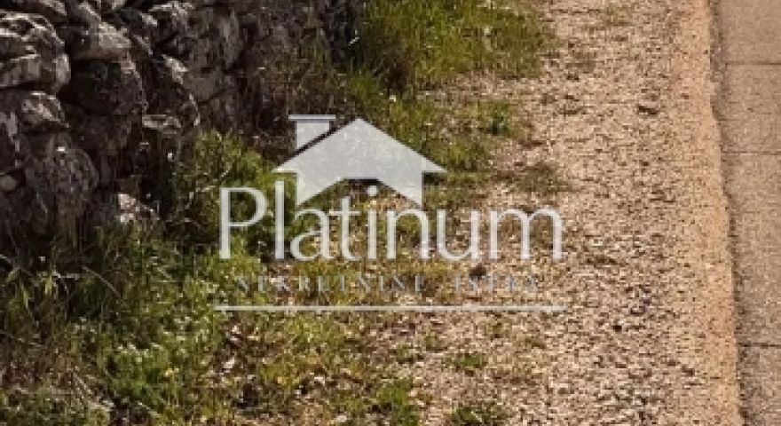 Istra, terreno agricolo Dignano superficie 718 m2 Istra, terreno agricolo Dignano superficie 718 m2