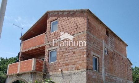 Istrien, Pula Haus mit Potenzial zum Verkauf