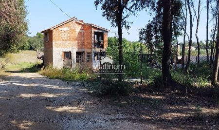 Istria , Banjole legalized house 300 m from the sea