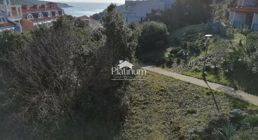 Istra, Duga uvala, stanovanje z galerijo - pogled na morje Istra, Duga uvala, stanovanje z galerijo - pogled na morje