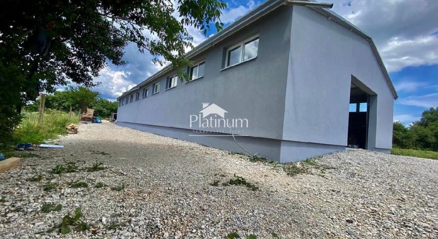 Istra, općina Svetvinčenat, poslovno stambena zgrada/hala Istra, općina Svetvinčenat, poslovno stambena zgrada/hala