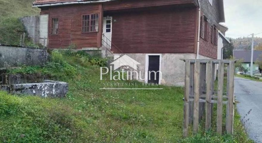 Gorski kotar, Tršće casa con cortile in vendita Gorski kotar, Tršće casa con cortile in vendita