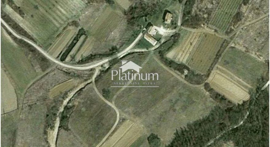 Istria, Parenzo terreno ad uso misto Istria, Parenzo terreno ad uso misto