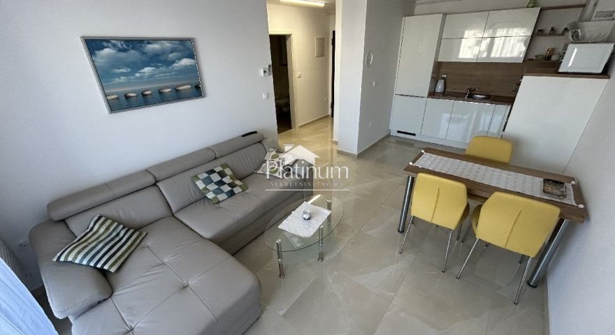 Istria, Pola, bellissimo appartamento con garage Istria, Pola, bellissimo appartamento con garage