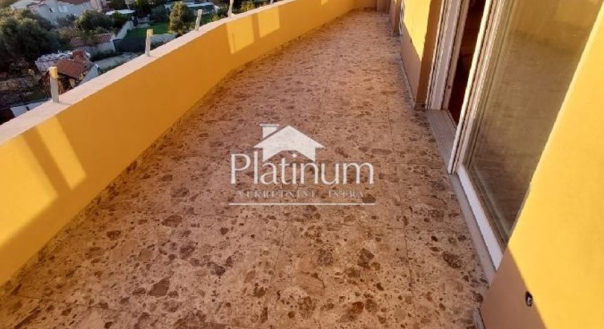 Istra, Veli Vrh, appartamento al primo piano con ampia terrazza e due posti auto Istra, Veli Vrh, appartamento al primo piano con ampia terrazza e due posti auto