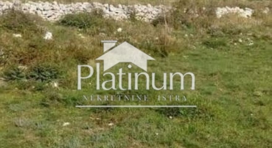 Terreno edificabile in una posizione tranquilla nell'Istria centrale Terreno edificabile in una posizione tranquilla nell'Istria centrale