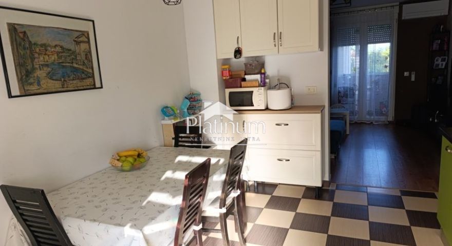 Pola, appartamento 69 m2, ascensore Pola, appartamento 69 m2, ascensore