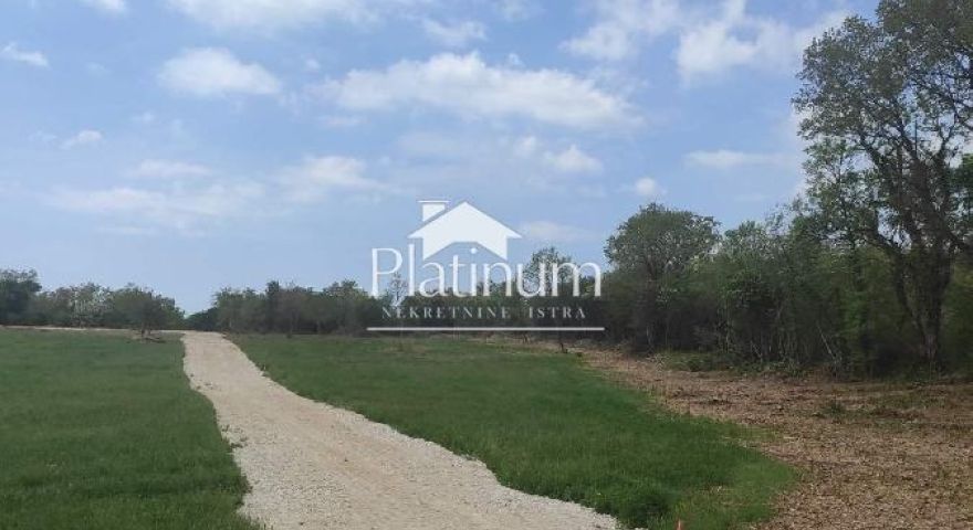 Terreni agricoli TOP in vendita da 512 m2 a 688 m2 a Šišan Terreni agricoli TOP in vendita da 512 m2 a 688 m2 a Šišan