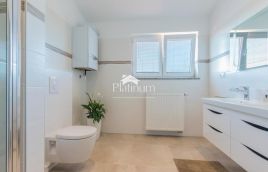 Istra, Medulin, uređen stan 400 m od mora