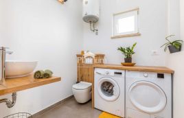 Istra, okolica Fažane, lijepi etažni apartman