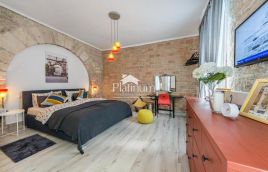 Pula, center, stanovanje 59 m2