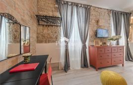 Pula, center, stanovanje 59 m2