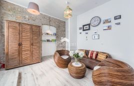 Pula, center, stanovanje 59 m2