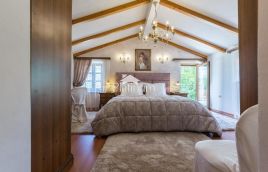 Istra, Savičenta, samostojeća autohtona kuća s okućnicom