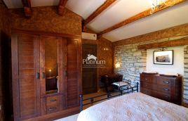 Istria, zona di Barban, autentica casa in pietra con piscina