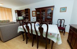 Spacious apartment, Vidikovac, Pula