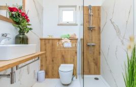 Istra, okolica Fažane, lijepi etažni apartman