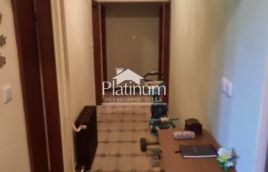 Pula, Ližnjan-hiša velikosti 398m2 z dvema apartmajema in sedmimi sobami