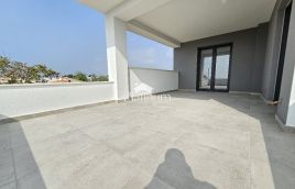 VODNJAN, DINTORNI, BELLA CASA CON PISCINA, VISTA MARE, NUOVA