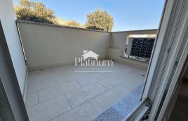 PULA, NEDALEKO OD CENTRA, 126m2, 3 sobe, TOP