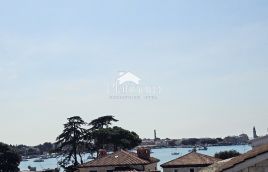 UMAGO, CASA IN POSIZIONE FANTASTICA, VISTA MARE, 2° RIGA
