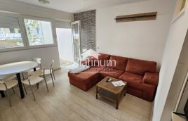 POREČ OKOLICA APARTMAN SA VELIKOM TERASOM