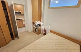 POREČ OKOLICA APARTMAN SA VELIKOM TERASOM