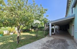 ŽMINJ OKOLICA, KUĆA 200m2 S OKUĆNICOM SA PUNO POTENCIJALA