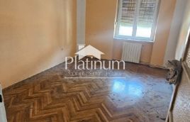 CENTRO DI POLA ZONA PEDONALE UNICA