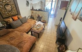 ISTRIA DUGA UVALA, GROUND FLOOR APARTMENT WITH LARGE TERRACE