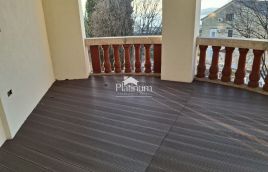 Pula, stan u vili, 147 m2, pogled more