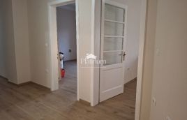 Pula, stan u vili, 147 m2, pogled more