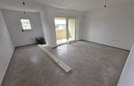 PULA VALDEBEK STAN 2SS + GARAŽA + TERASA 47M2