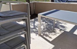 Istra, Peroj, stan u prizemlju 82 m2