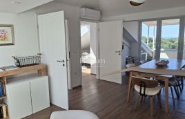 Istra, Veruda, stan 130 m2, pogled na more