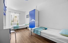 Istra, Svetvinčenat okolica, samostojeća kuća s bazenom 