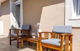 Istra, Svetvinčenat okolica, samostojeća kuća s bazenom 