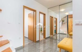 Istra, okolica Fažane, lijepi etažni apartman