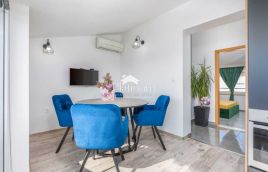 Istra, okolica Fažane, lijepi etažni apartman