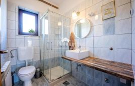 Istria, zona di Barban, casa vacanze con piscina