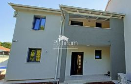 Istria. Medulin, a beautiful house with a swimming pool in a quiet place